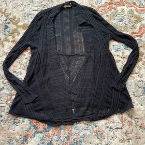 EILEEN FISHER Black Light weight sweater size M